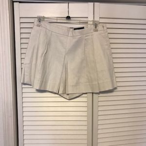 NWT White Gap Shorts